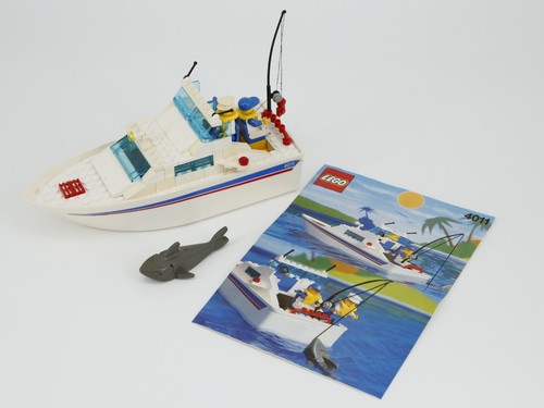 Lego boat 4011 cabin cruiser - cabin,