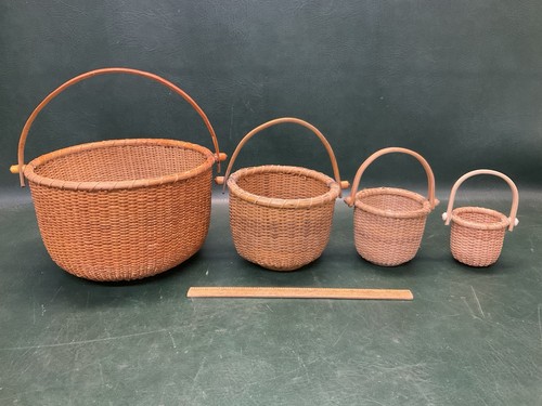 Lot vintage round - of, 4