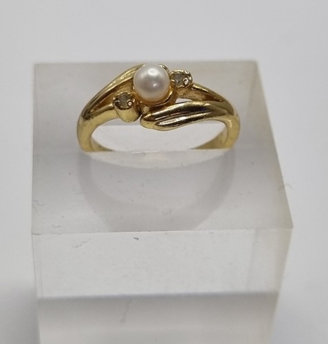 Gold plated faux pearl and - pearl,