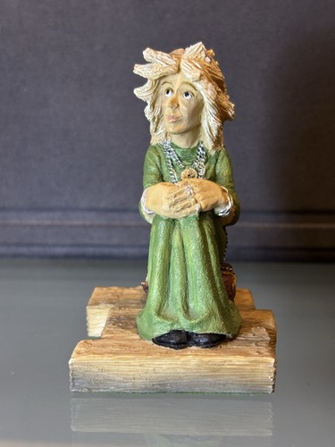 Clarecraft discworld figurine - discworld,