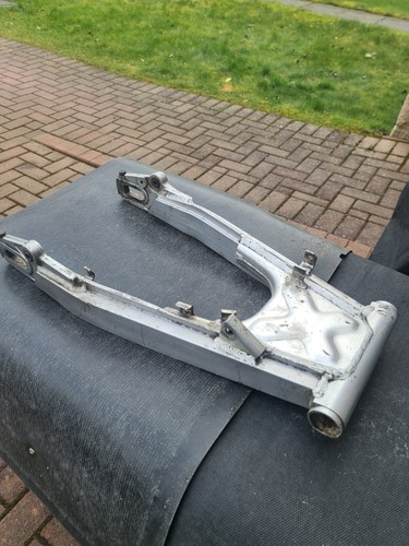 Swinging arm suitable - , for