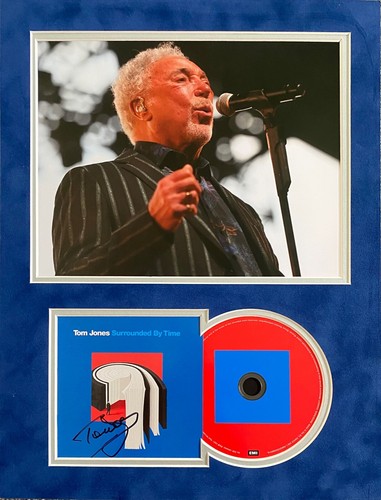 Tom jones signed mount - tom,