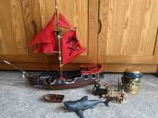 Megabloks mega bloks Large Pirate Ship And Accessories