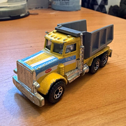 Matchbox superfast peterbilt - superfast,