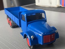 L@@K CONRAD VOLVO TITAN BOXED