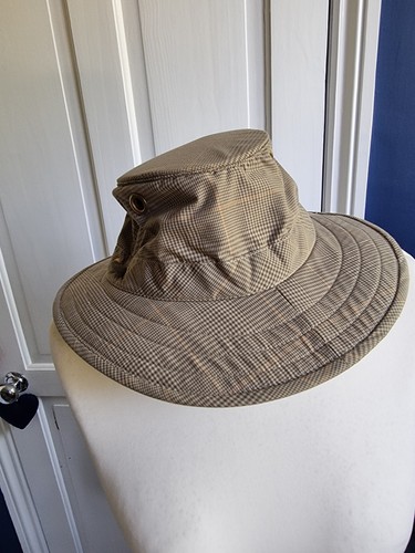 Tilley hat size 4 the - hat, 1/4