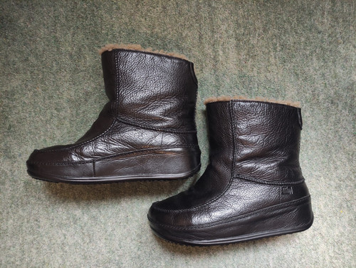 Fitflop black leather mukluk - fitflop,