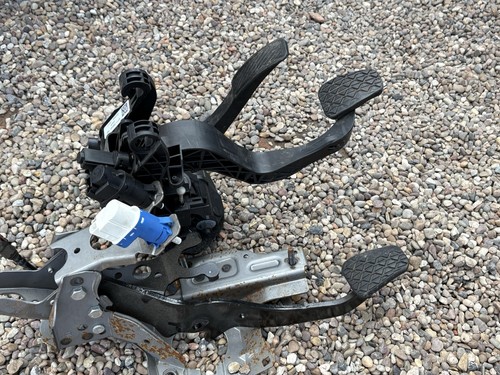 Ford fiesta ecoboost - ford,