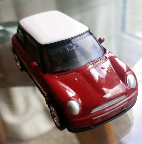 Mini cooper red die cast - cast, toy