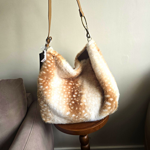 Deer print faux fur - print,