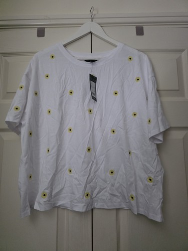 New look size - 18, white