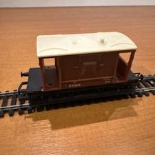 Hornby OO guards brake van