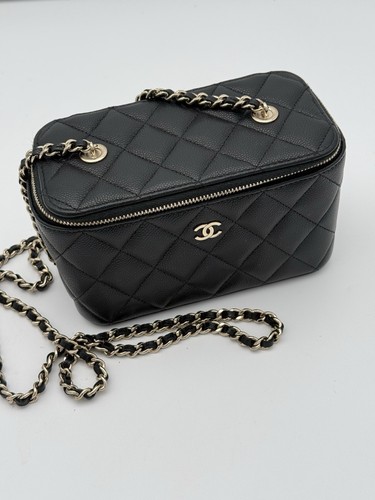 Chanel small vanity case black - small,