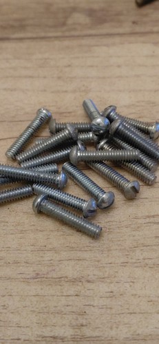 Meccano 111 zinc bolts - #111,