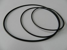 Drive belt set suitable for - belt,