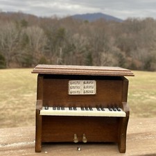 Baby grand piano trinket box - baby,