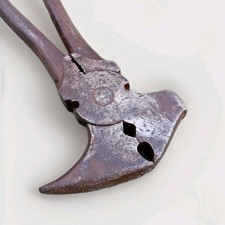 Vintage fencing pliers old - pliers,