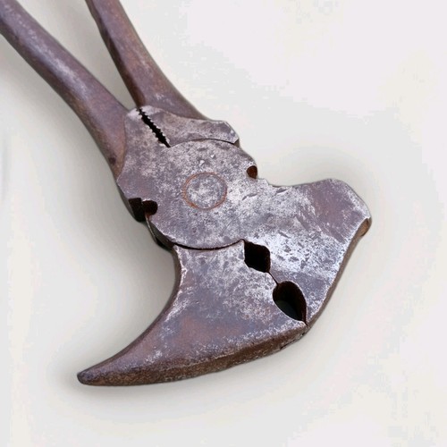 Vintage fencing pliers old - vintage,