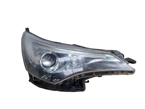 Toyota avensis headlight lamp - toyota,
