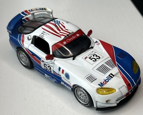Universal hobbies dodge - 1:43,