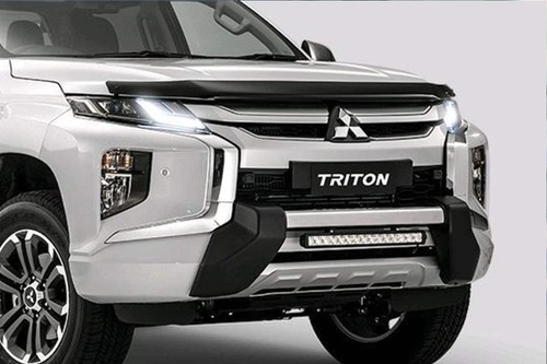 Mitsubishi l200 series - series, 6