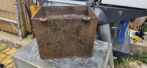 Vintage cast iron water tank - cast,