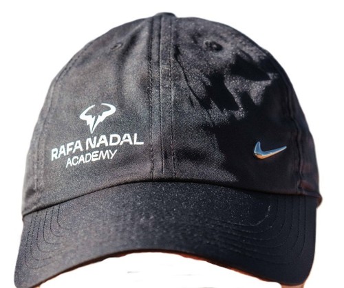 Bnwt nike rafa nadal academy - nadal,