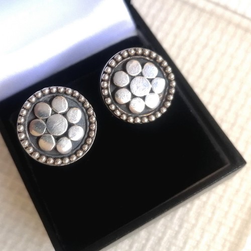 925 sterling silver - 925,