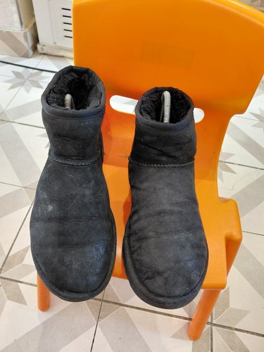Ugg black suede sheepskin - black,