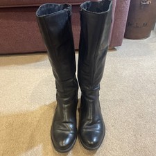 Women's Black Leather Tamaris