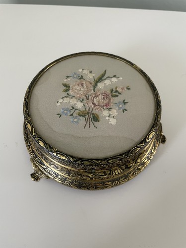 Vintage petit point - petit,