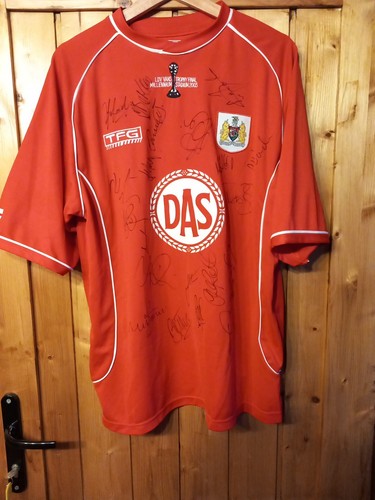 Bristol city signed shirt - city,