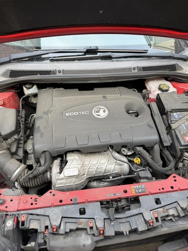 Vauxhall insignia astra 0 - insignia, j