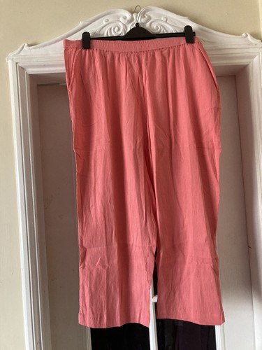 New size 16 coral crinkle - 14/16,