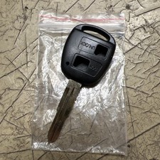 Brand New Denso Toyota Key Fob 2 Button Base. 1512V.   TOYOTA AVENSIS, RAV4.