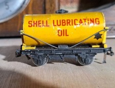 HORNBY DUBLO OO GAUGE SHELL OIL TANK  WAGON 32082   In used condition