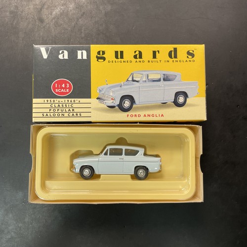Vanguards ford anglia - ford,
