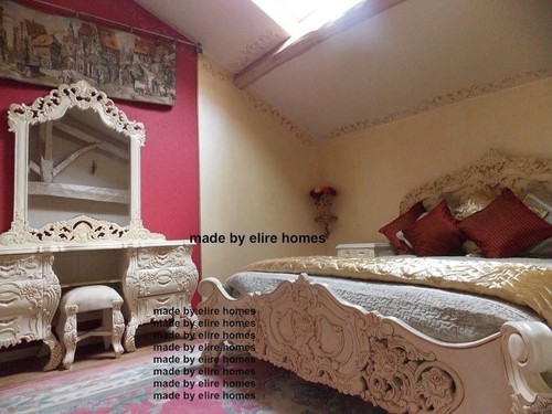 White black rococo bedroom - black,
