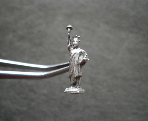 Small statue liberty - statue,