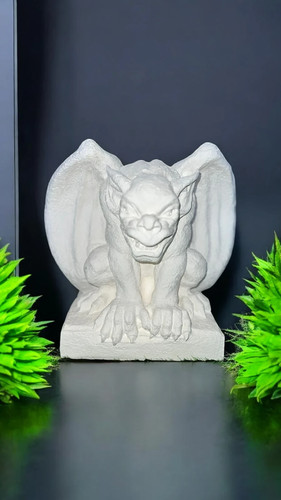 Latex and fibreglass mould - latex,