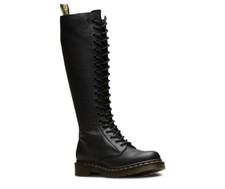 Dr Martens Doc 20 Hole 1B60 Virginia Black 23889001