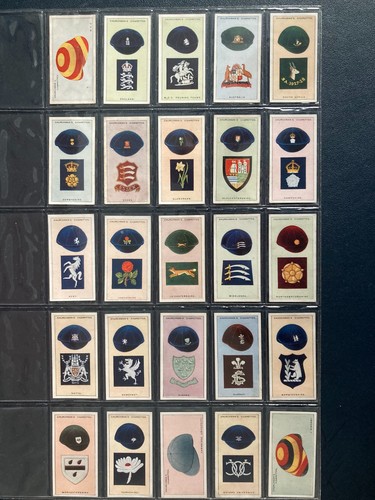 Cigarette cards famous - famous, cricket