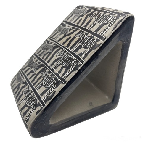 Besmo single book end hand - single,
