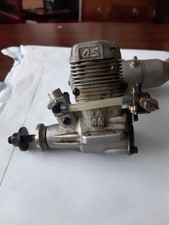 OS MAX  LA .46 I/C 2 STRK MODEL ENGINE IN  GOOD CONDITION EXCELLENT RUNNER