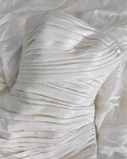 Pre-loved Ronald Joyce Ivory