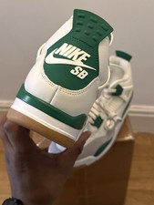 Nike SB x Air Jordan 4 Retro SP Pine Green UK9 100% Authentic BRAND NEW Rare