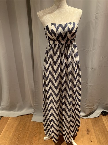 Womens size white navy - f., 10