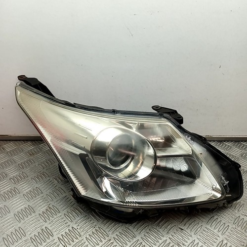 Toyota avensis headlight - avensis,