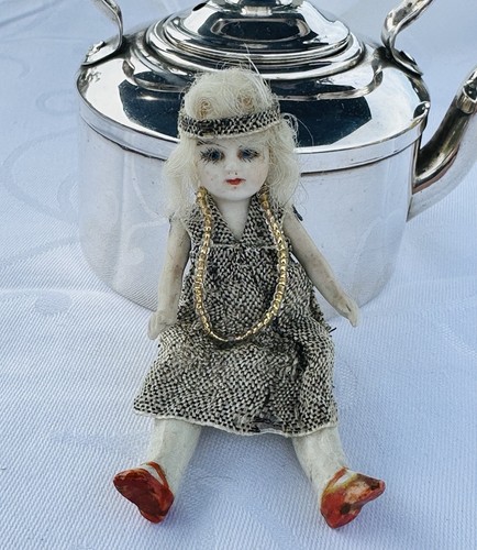 Bisque miniature mignonette - miniature,