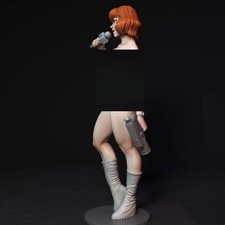 Female Journalists Full Resin